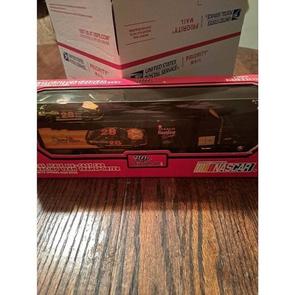 Vintage 93 Racing Champion Davey Allison Havoline Die Cast Semi Truck Car Nascar - Picture 2 of 8